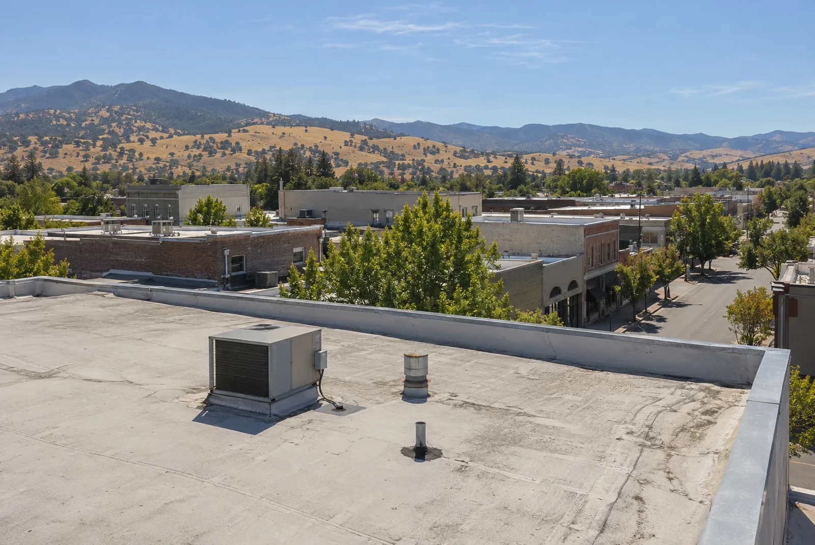 Commercial Roofing in Central Point, OR