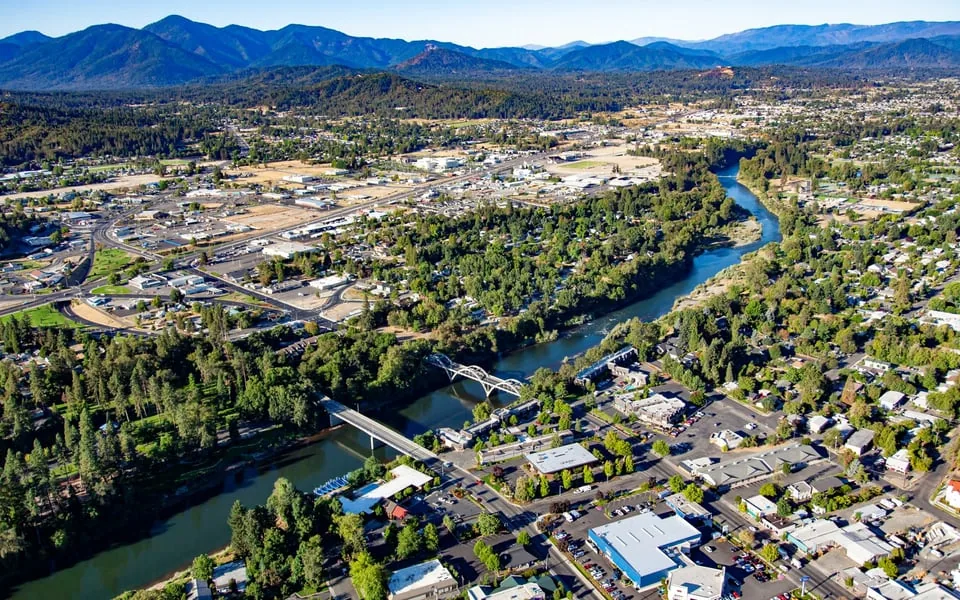 Commercial Roofing in Grants Pass, OR Commercial Roofing in Grants Pass, OR